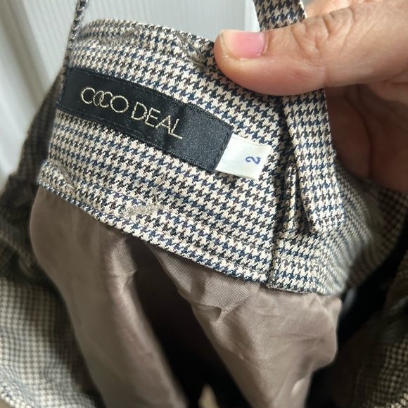 cocodeal plaid overall skirt with pockets - Picture 3 of 5